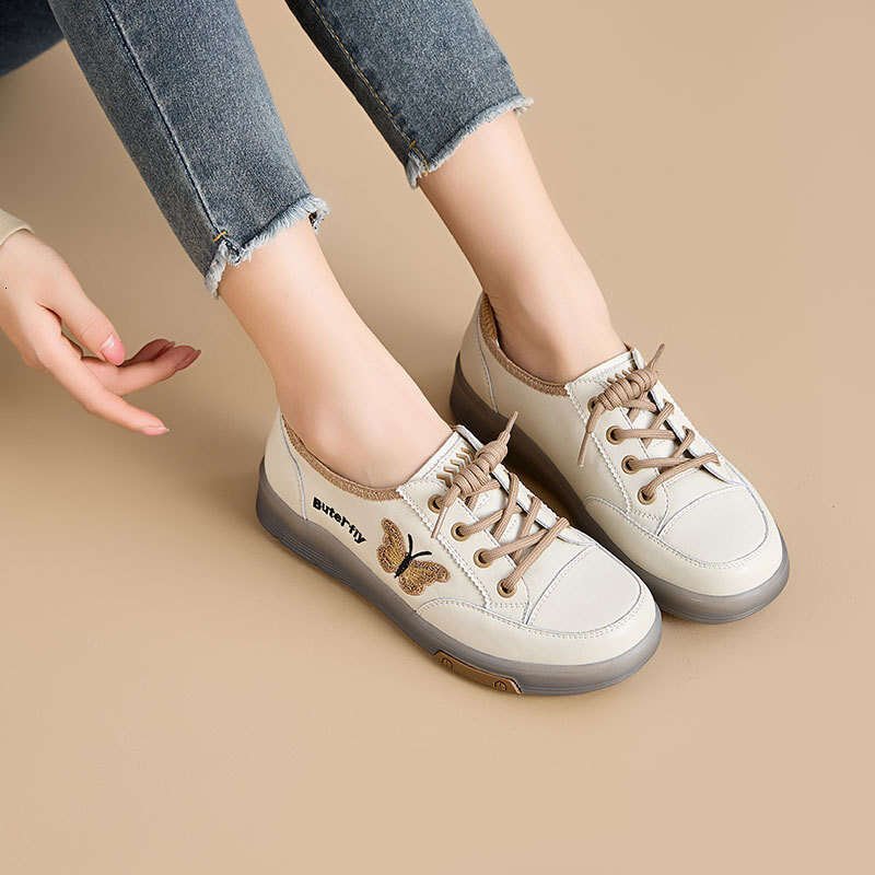 New Style White Sneakers Versatile Butterfly Embroidery Internet Celebrity Student Fashion Trendy Maternity Mom Slip-On Large Size Shoes