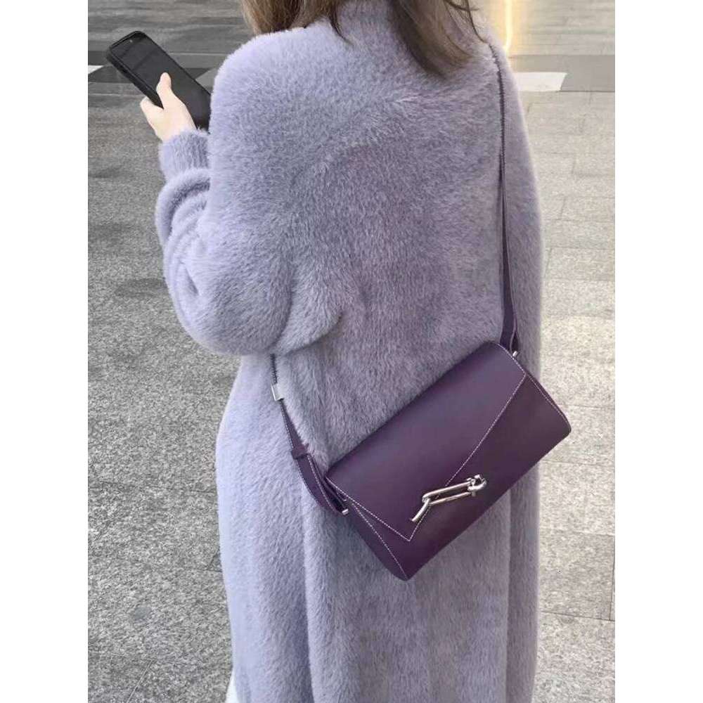 Autumn And Winter New Lock Box Interlock Black Senior Small Square Bag Fashion Leather One Shoulder Crossbody Underarm Sheep