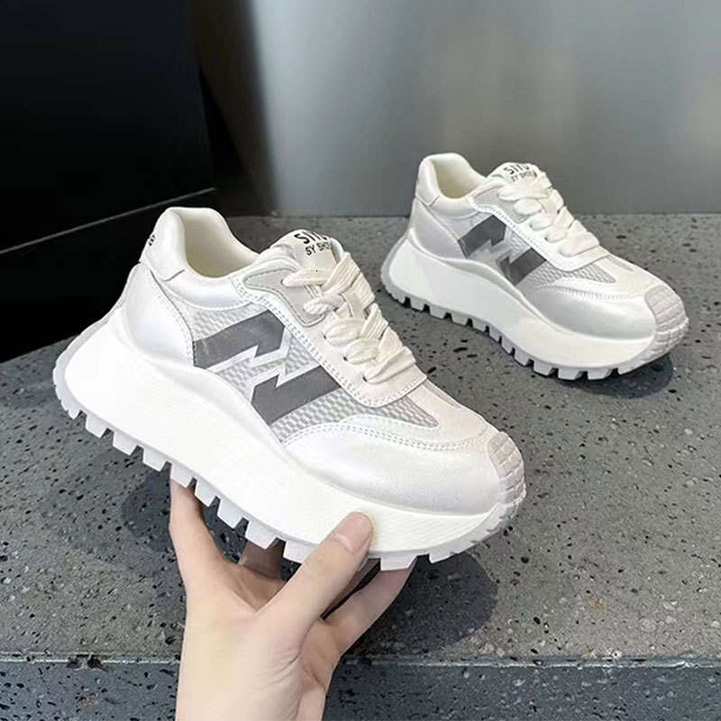 2025 Summer New Style Transparent Star Forrest Gump for Women Breathable Dad Thick Sole Height Increasing Single Mesh Sports Casual Shoes
