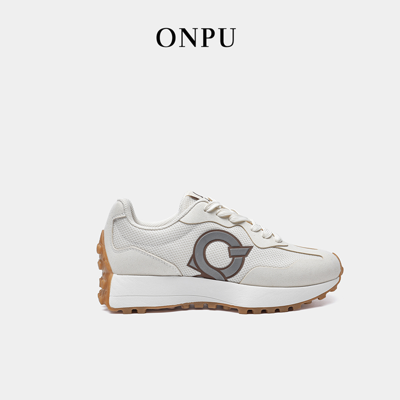 new free shipping designer Running Shoes high quality outdoor trainer casual breathable platform classic sport shoes for woman and men white