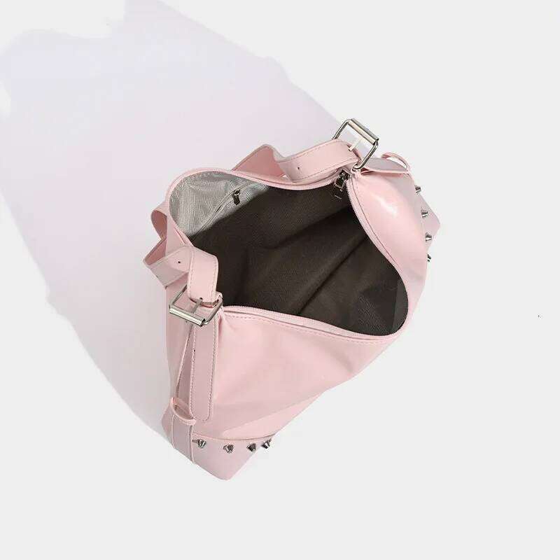 Designer Bags Women Vintage Pu Leather Handbags Underarm Crossbody Ladies Clutch Purse Rivet Cool Girls Shoulder Armpit Business Tote Bags Luxury Bag