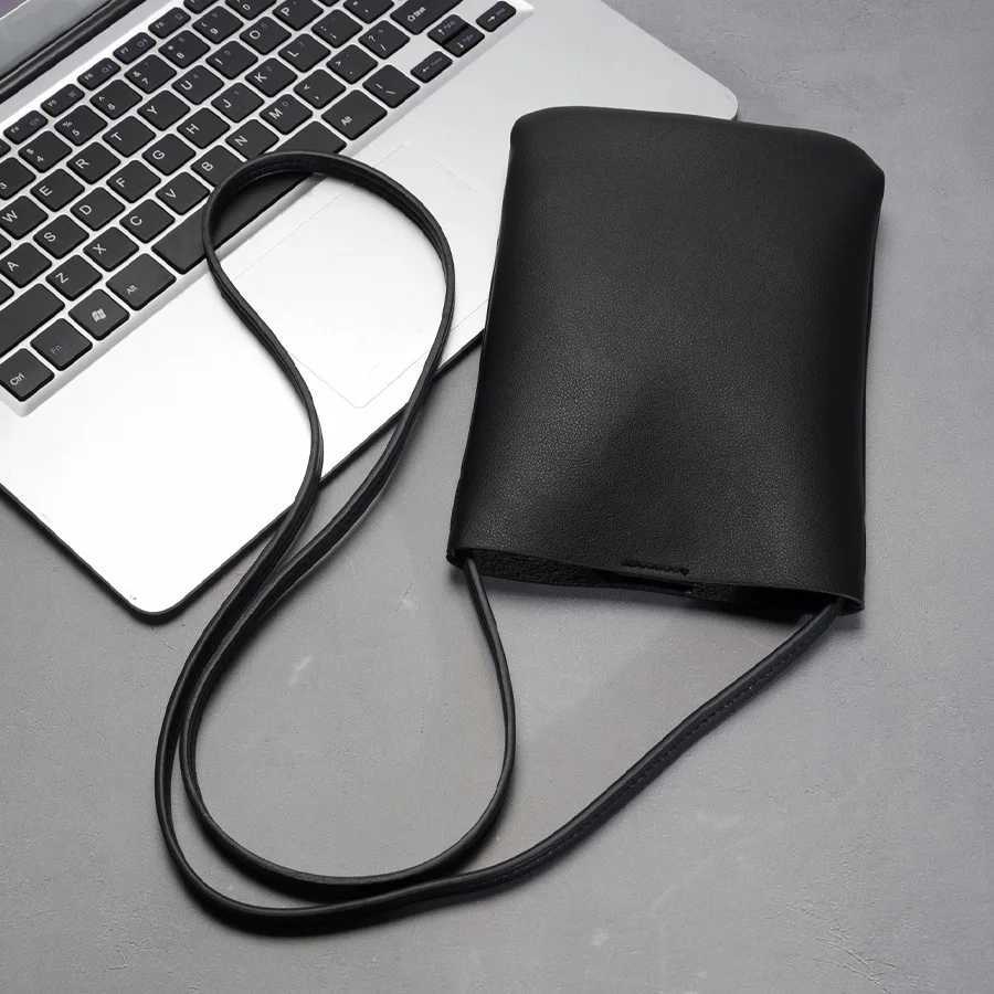 Women Leather Small Crossbody Bag Black Cell Phone Bag Lightweight Fashion Shoulder Bag Ladies Travel Purse Y250819