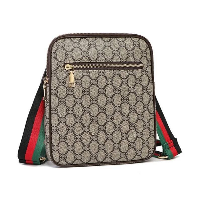 New Fashion Mens Bag Trend Brand Casual Versatile Shoulder Bag High Quality Sports Crossbody Bag Designer Luxury Handbag