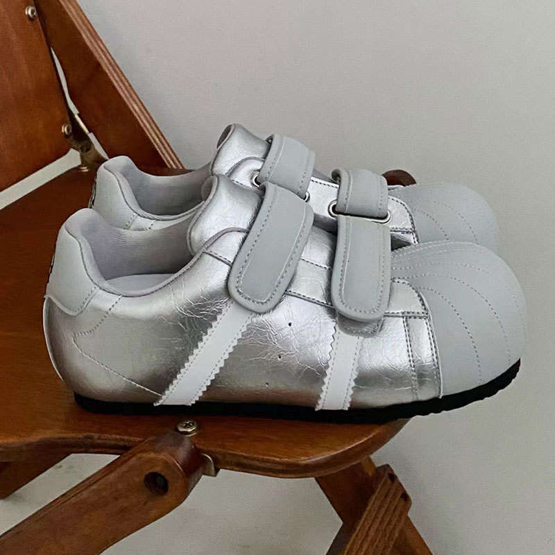 2025 Summer Autumn Flat Height-Increasing Chunky Sneakers Big Toe Cute Casual for Women with Velcro Sports Training Shoes