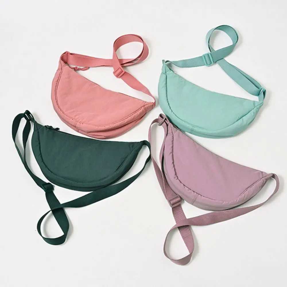 Women Nylon Shoulder Bags Exquisite Solid Color Crossbody Bag Casual Sports Style Underarm Bags Y250819