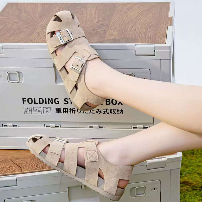 2025 Summer Genuine Leather Breathable Soft Sole Fashion Octopus Cage Shoes Women Versatile Casual Closed-Toe Roman Sandals