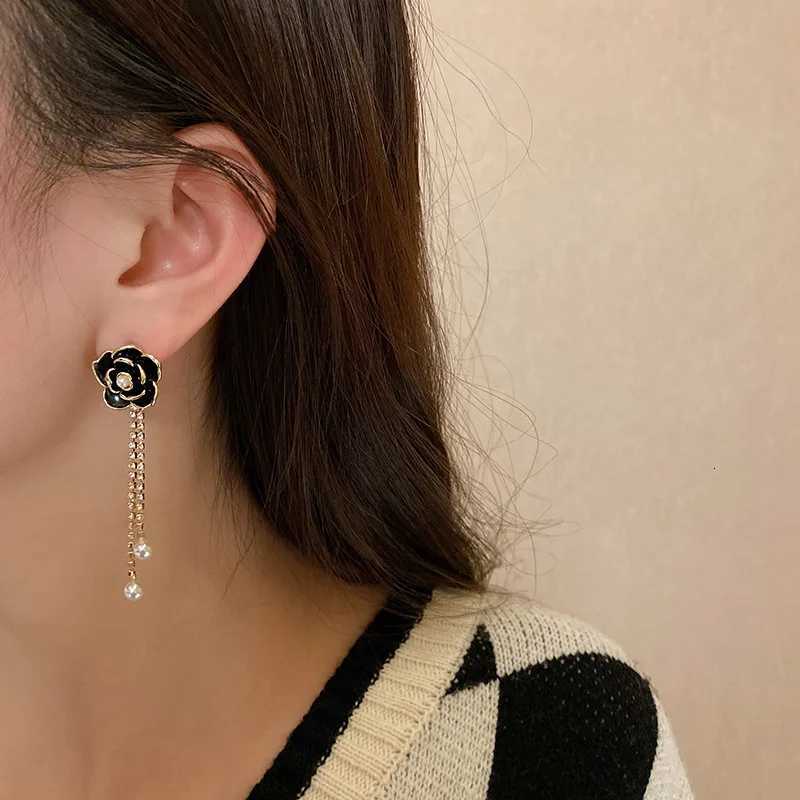 2024 Vintage Camellia Pearl Crystal Earrings for Women Luxury Quality Womens Jewelry Earring Pendant G250820