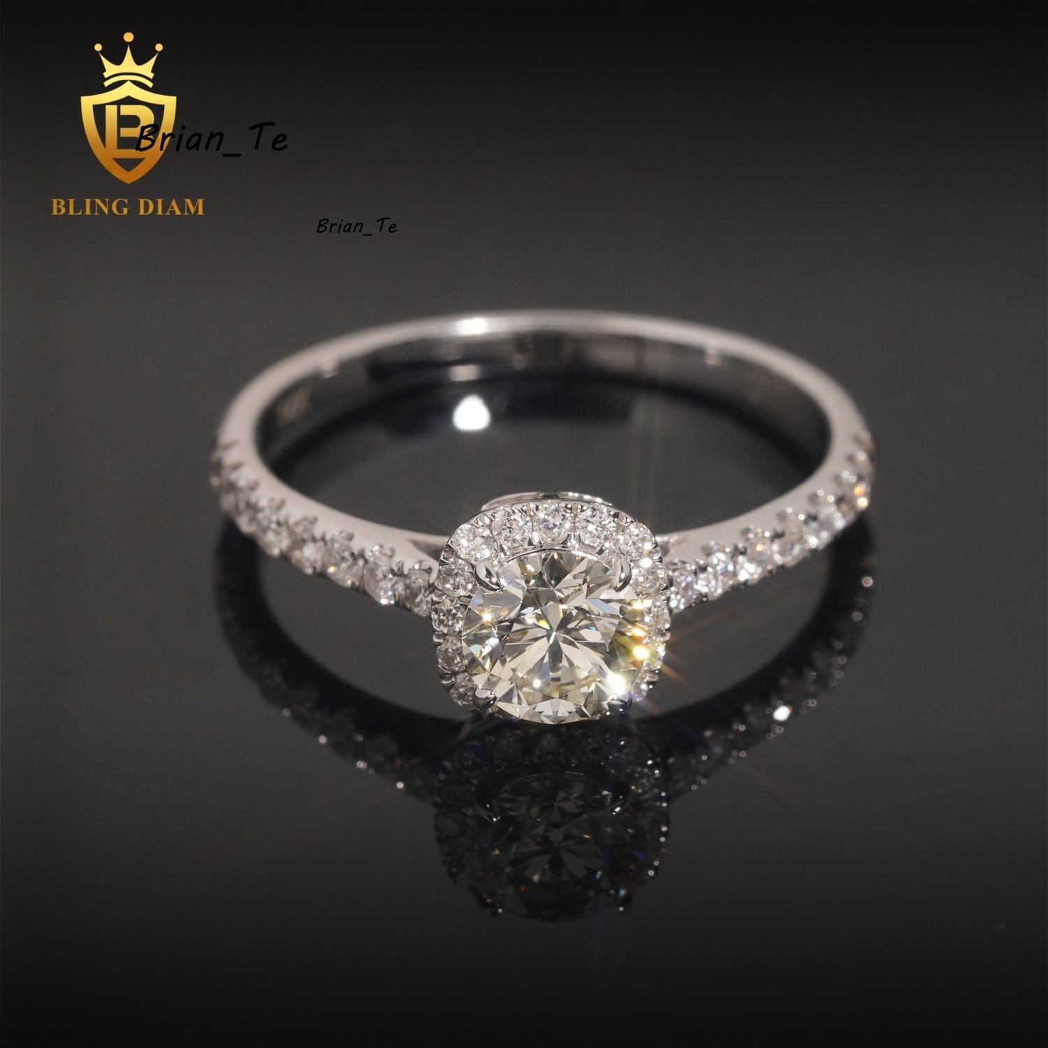 Fashion Style Wedding Jewelry 925 Silver Custom Moissanite Lab Diamond Engagement Ring for Women