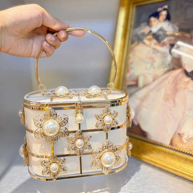 Hollow Silk Satin Metal Heavy Craft Vegetable Basket Bucket Bag Banquet Flower Handheld Crossbody Bag