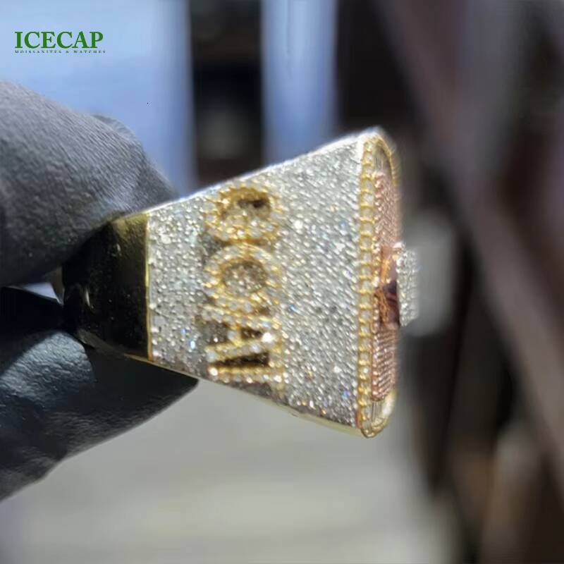 Custom Luxury Fashion Moissanite Rings Hip Hop Pop Jewelry Rings Vs Moissanite Engagement Rings for Men and Women