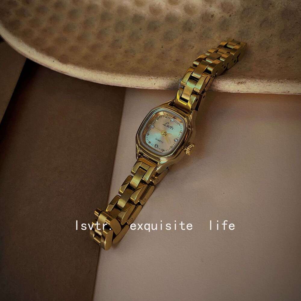 New Designer Live Streaming Vintage Style Mini Small Gold French Light Luxury Women's Watch