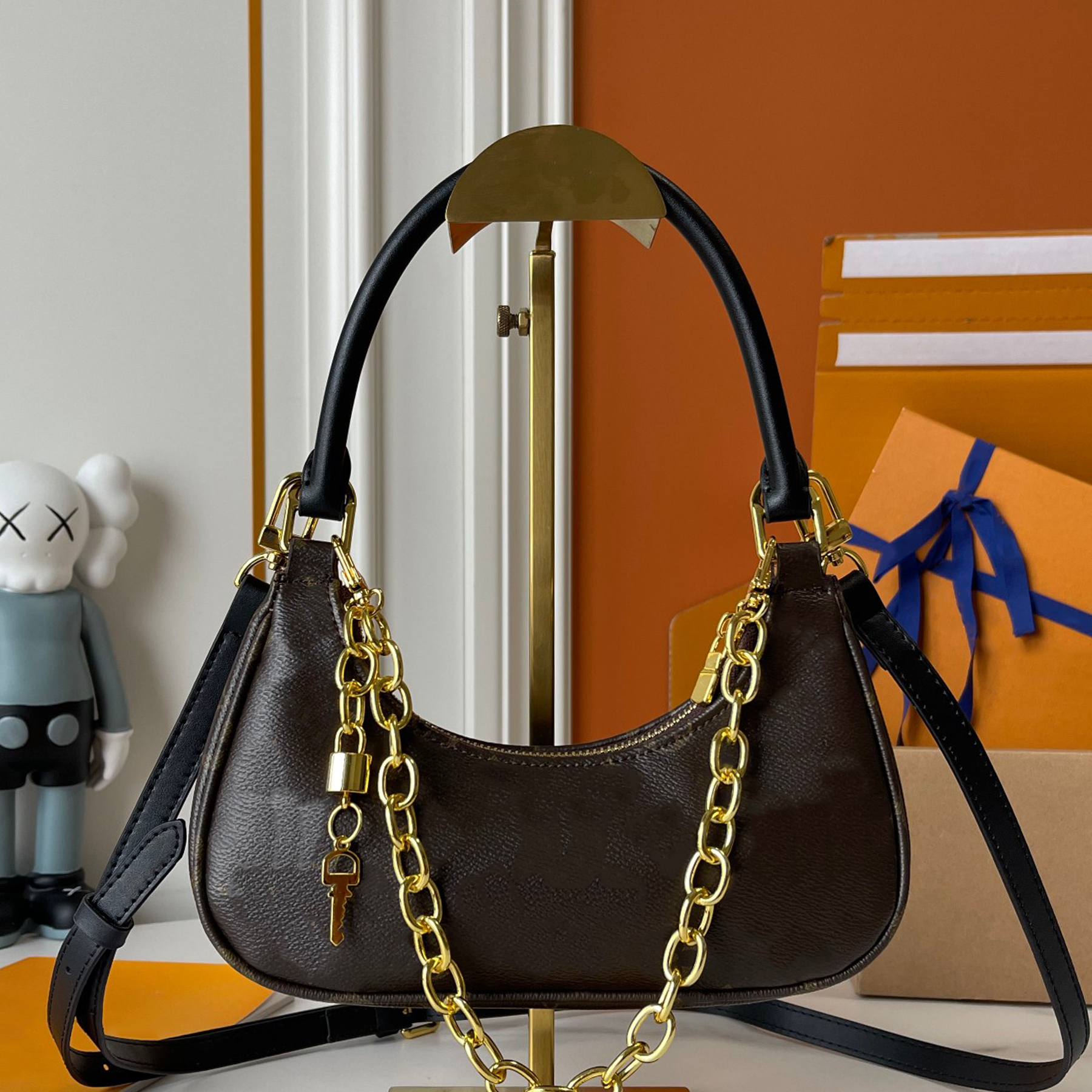 New Catchy Shoulder Luxury Designer Coated Canvas Gold Hardware Crossbody Microfiber Lining Handbag Zipper Closure Tote Removable Strap Clutch Bag