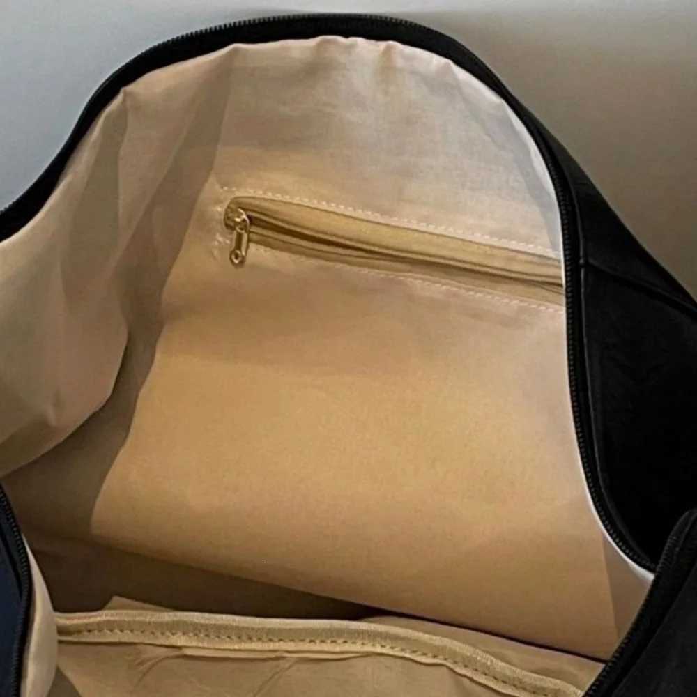 Stylish Dumpling Shaped PU Crossbody Bag for Men Suitable for Casual Outings and Large Capacity Needs Y250819