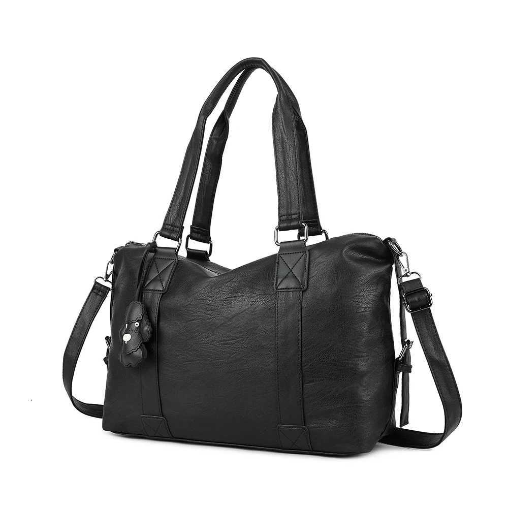 Large Capacity Black Shoulder Bags For Women Large Shopper Bag Solid Color Soft Leather Crossbody Handbag Lady Travel Tote Bag Y250819