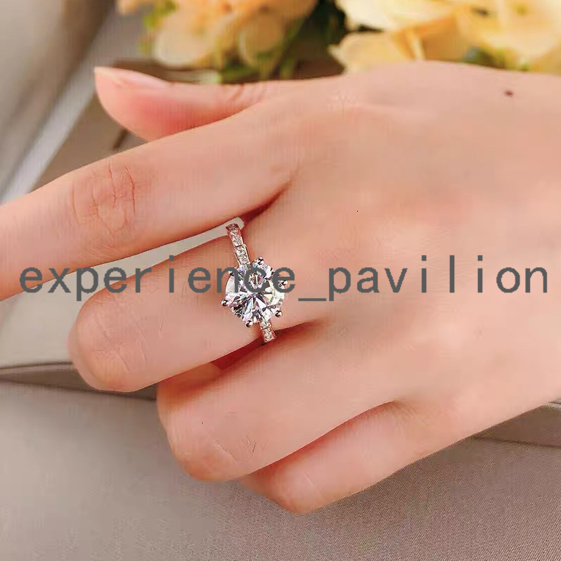 High Quality 18K Gold 4ct With Excellent Oval Cut Moissanite Diamond Ring Woman Ring for Engagement/Wedding