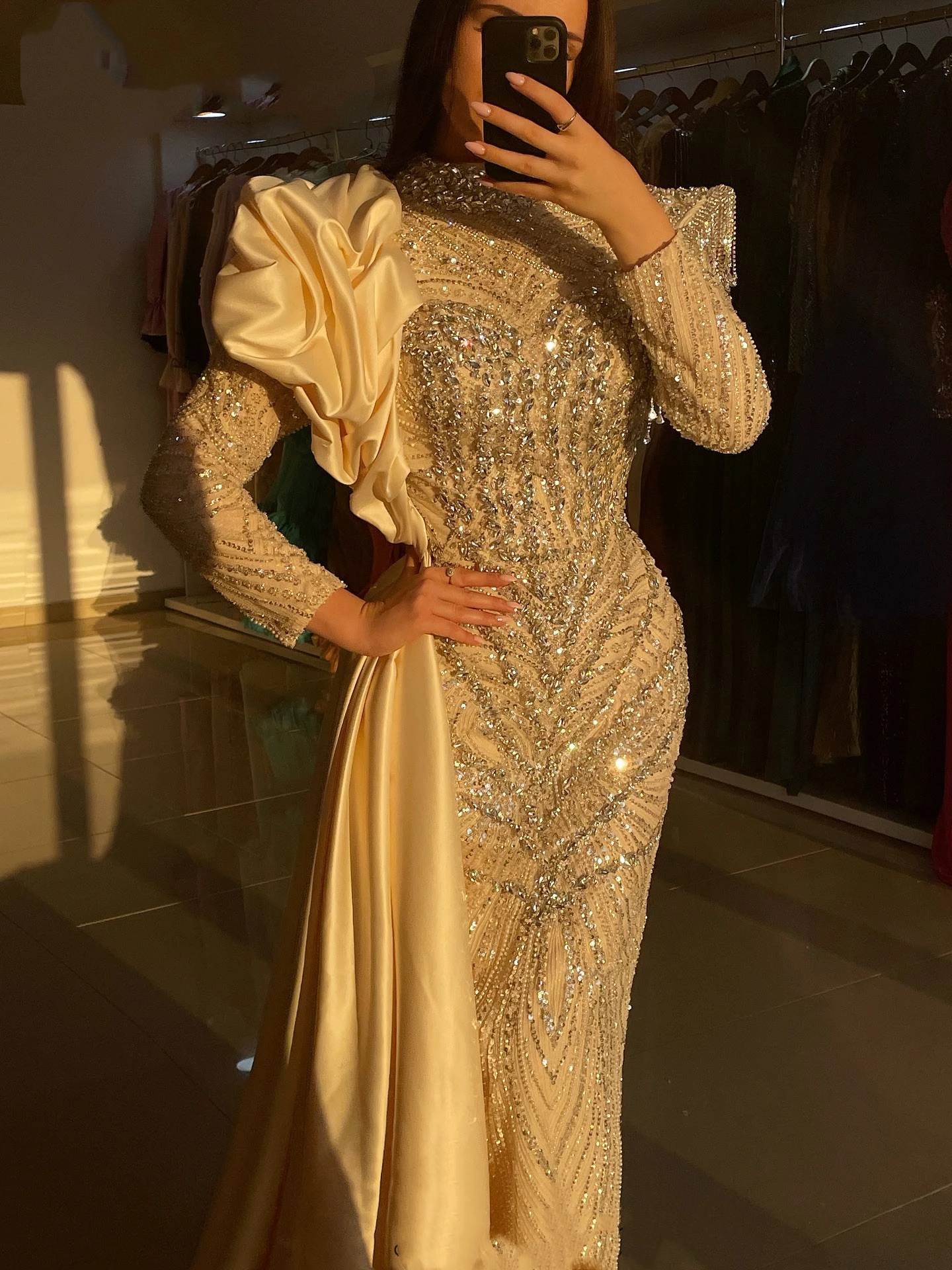 Vintage Mermaid Evening Dresses For Women High Collar Long Sleeves Gown Sequins Crystal Sweep Train Dress Party Customized Dress