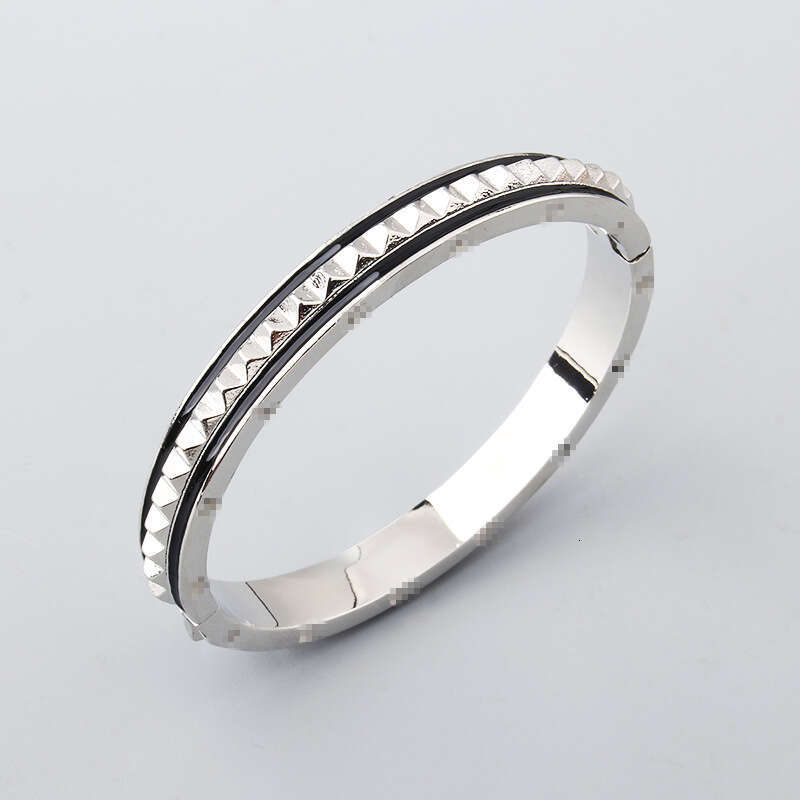 Gear Closed Spring Clasp No. 17 Enamel Bracelet Simple Unisex Jewelry