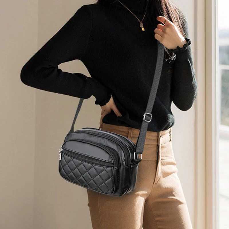 Neutral style shoulder bag for men and women. Multi-layered pockets made of PU material. Suitable for travel and gift giving. Y250819