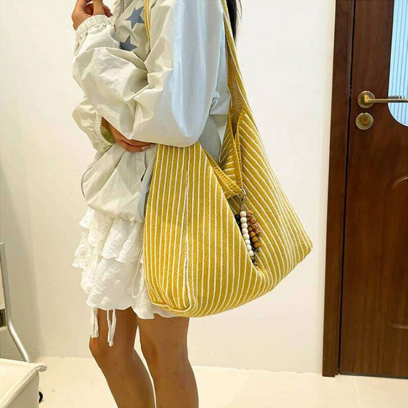 Winter Fashion Striped Color Contrast Academic Single Shoulder Laid-back Woven Tote Versatile and Unique Crossbody BagLuxury bagtote bag