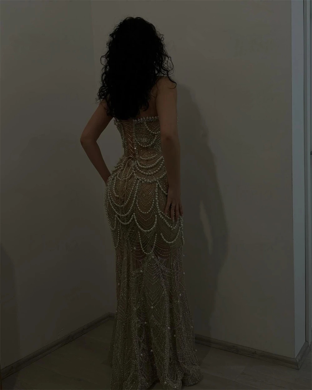 Elegant Pearls Evening Dresses Strapless Prom Gowns Sequins Rhinestone Princess Sleeveless Sweep Train Customized Vestidos De Noche Plus Size