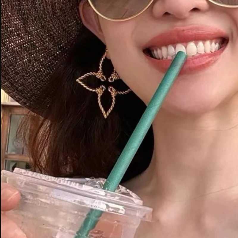 Fashion Best - Selling Twill Bow Earrings Clover Design Minimalist Luxury High - End Gold - Plated Elegant Earrings for Women Y250820