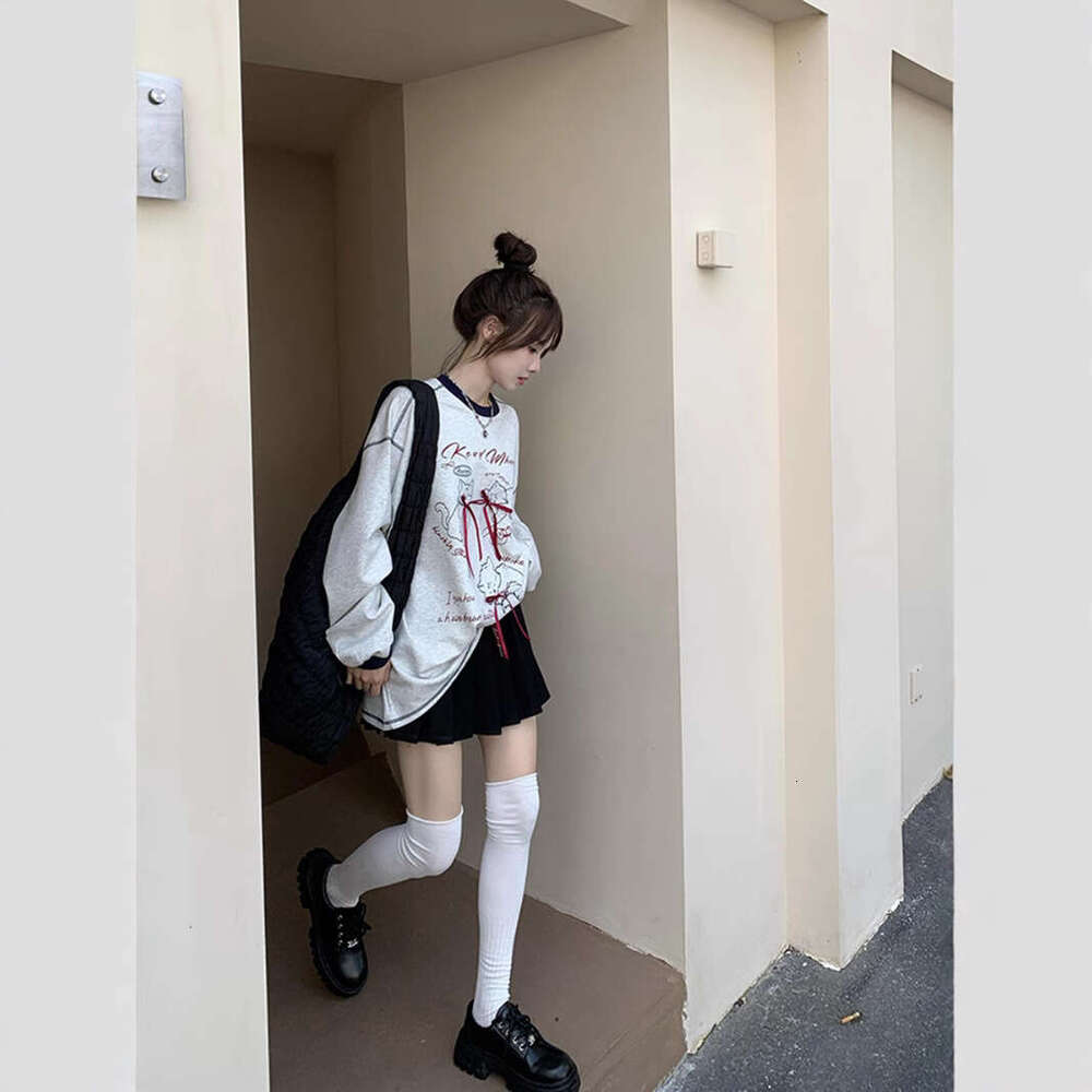 Cartoon Cat Print Bow Long Sleeve Sweatshirt for Women, New Autumn Design, Color-Block Lazy Style Loose Top