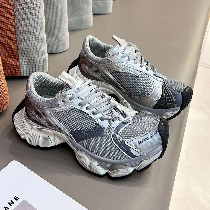 Paris Stapler Dad Shoes INS 2024 Autumn Vintage Worn Color Thick Sole Breathable Sneakers