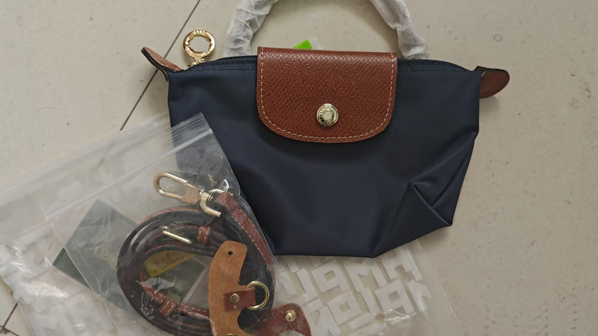 Designer Mini Bag Shoulder Bag Crossbody Bag Luxury Bag Purse Designer 2025 Tote bag design Mobile phone bag 6186