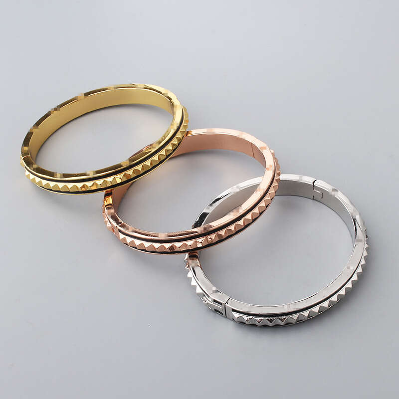 Gear Closed Spring Clasp No. 17 Enamel Bracelet Simple Unisex Jewelry