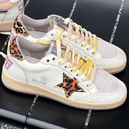 2025 Spring New Color Block Vintage Dirty Sneakers for Women with Hidden Wedge Casual Board Star Shoes