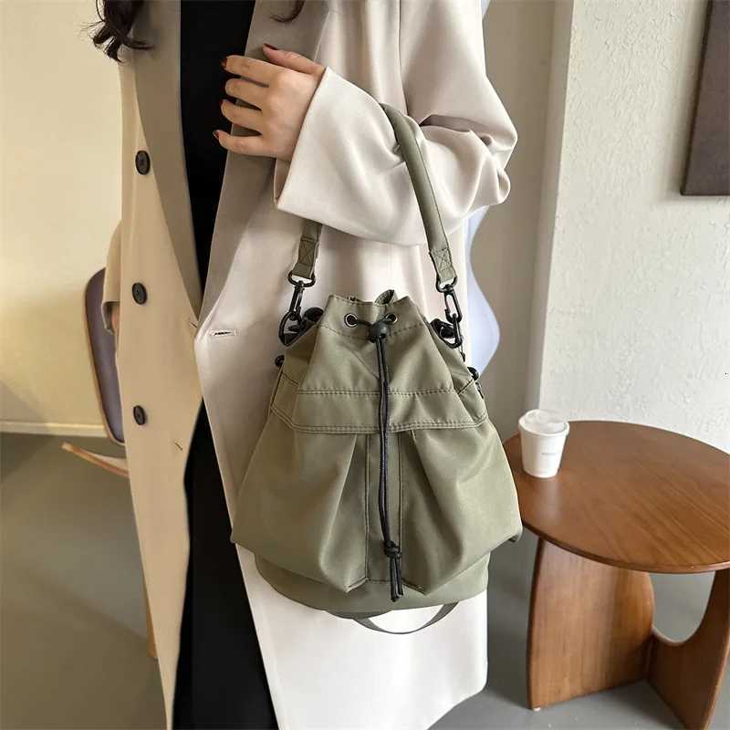 Women Simple Shoulder Bag Nylon Waterproof Ladies Large Capacity Casual Handbag Drawstring Crossbody Bucket Bag Tote Bag Y250819