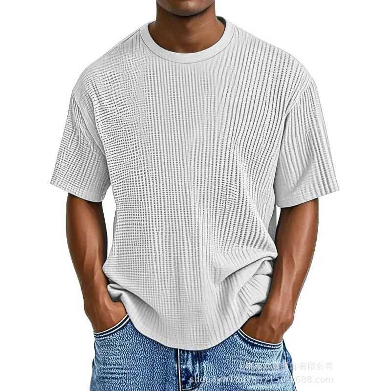 New Mens Summer Short-sleeved T-shirt Casual and Versatile Round-neck Thin Top Y250819