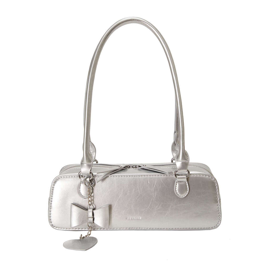 Designer Korean Niche Design Single Shoulder Underarm for Women Fashion Bags Bow Pillow 2025 Summer New Baguette Bag