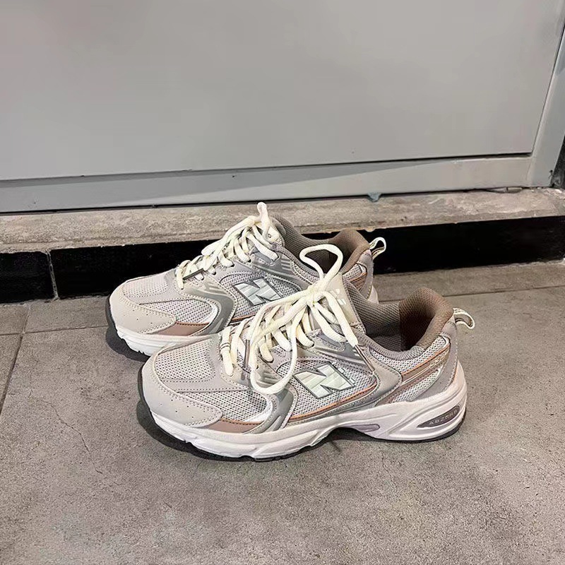 The grey retro sports dad shoes for women are super popular The new Spring/Summer 2025 couple casual running shoes