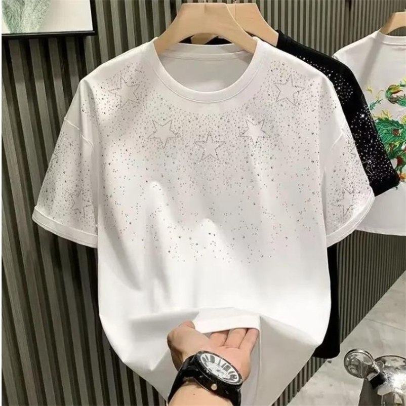 Summer Rhinestone Rivet T-shirt for Men Clothing Casual T-shirt Fashion High Street Mens Summer Short Sleeves 250820