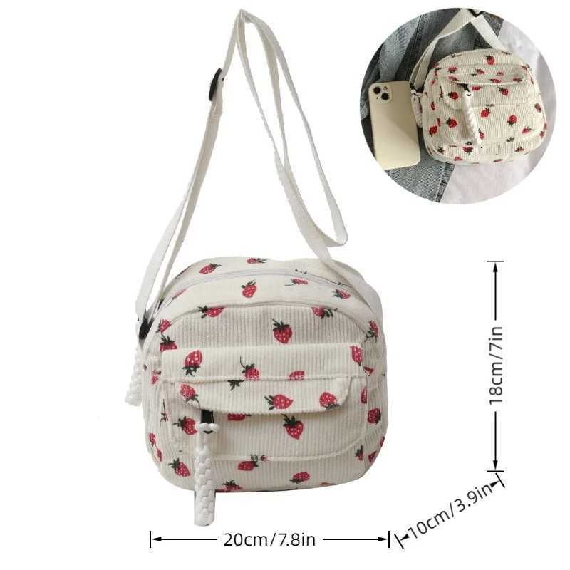 Cute Grass Shoulder Bag Strawberry Pattern Multi Pocket Phone Bag Casual Crossbody Bag Womens Makeup Bag Student Bag. Y250819