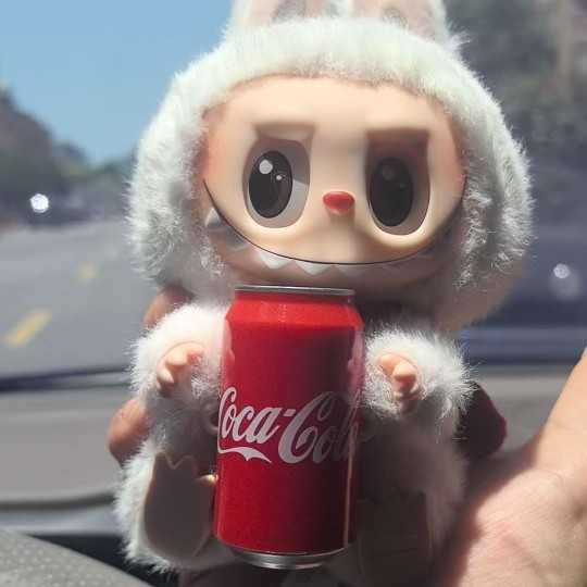 Labb Cola Third Generation Heartbeat Macaron Cola Series Vinyl Blind Box Plush Toy Trendy Handheld Blind Box L250820