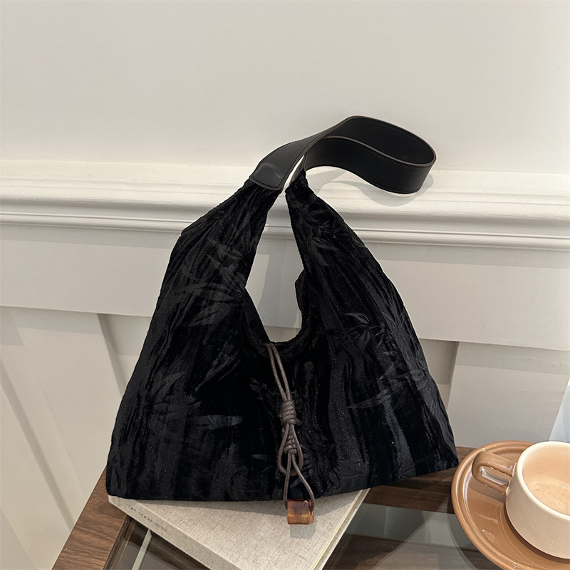 2025 Autumn New Chinese Women's Handbag Large Capacity Canvas Shoulder Bag Casual Commuter Bag Women's Crossbody Bag Designer Bag Daily Styl