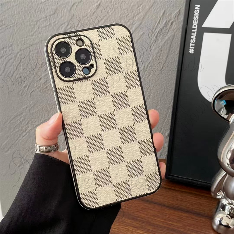 iPhone Case Designer Phone Cases for iPhone 17 Pro Max Case 16Plus 16Pro 15 Pro Max 14 13 12 Pro 11 15 Plus 14 Plus XR Case Fashion Leather Embossing 