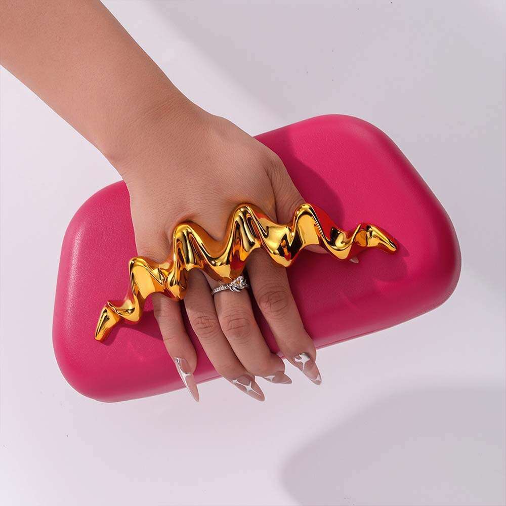 2025 Designer Women's New Single Shoulder Crossbody Irregular PU Wrist Fashion Bags Wedding Evening Clutch Bag