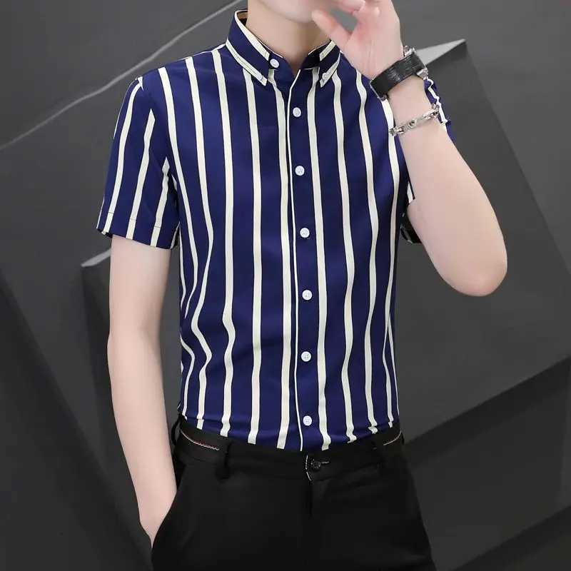 Fashion Lapel Button Korean Striped Short Sleeve Shirts Mens Clothing 2025 Summer New Loose All-match Tops Casual Shirts Y250819