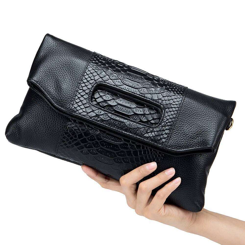 Alligator Pattern Ladies Genuine Leather Clutch Bag Crocodile Cowhide Handbag Women Chain Shoulder or Crossbody Bags