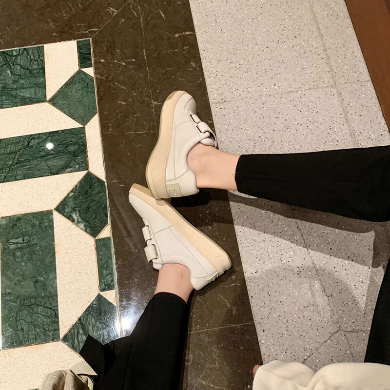 Sheepskin Version ~ Smiley Face Velcro White Sneakers for Women Genuine Leather Round Toe Thick Sole Versatile Casual Height Increasing Sports Shoes T