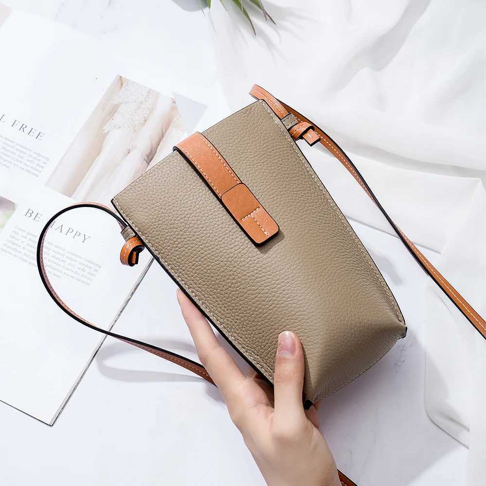 100% Genuine Leather Shoulder Bags For Women Bucket Small Crossbody Designer Handbag Female Solid Color Messenger Y250819