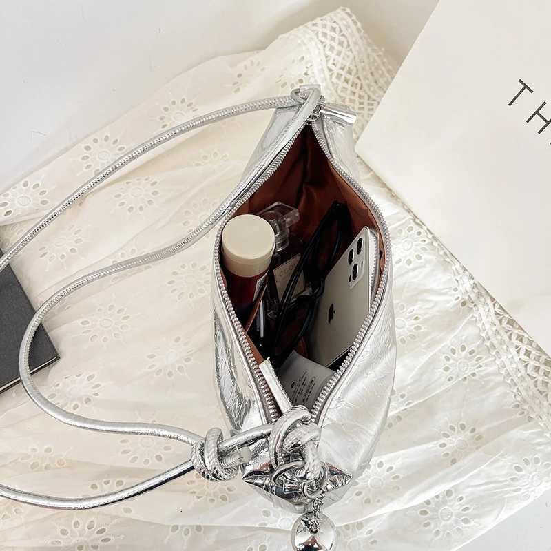 Small Silver Crossbody Bags For Women 2025 Y2k Korean Fashion Designer Female Bucket Bag Lady Shoulder Bag Handbags And Purses Y250819