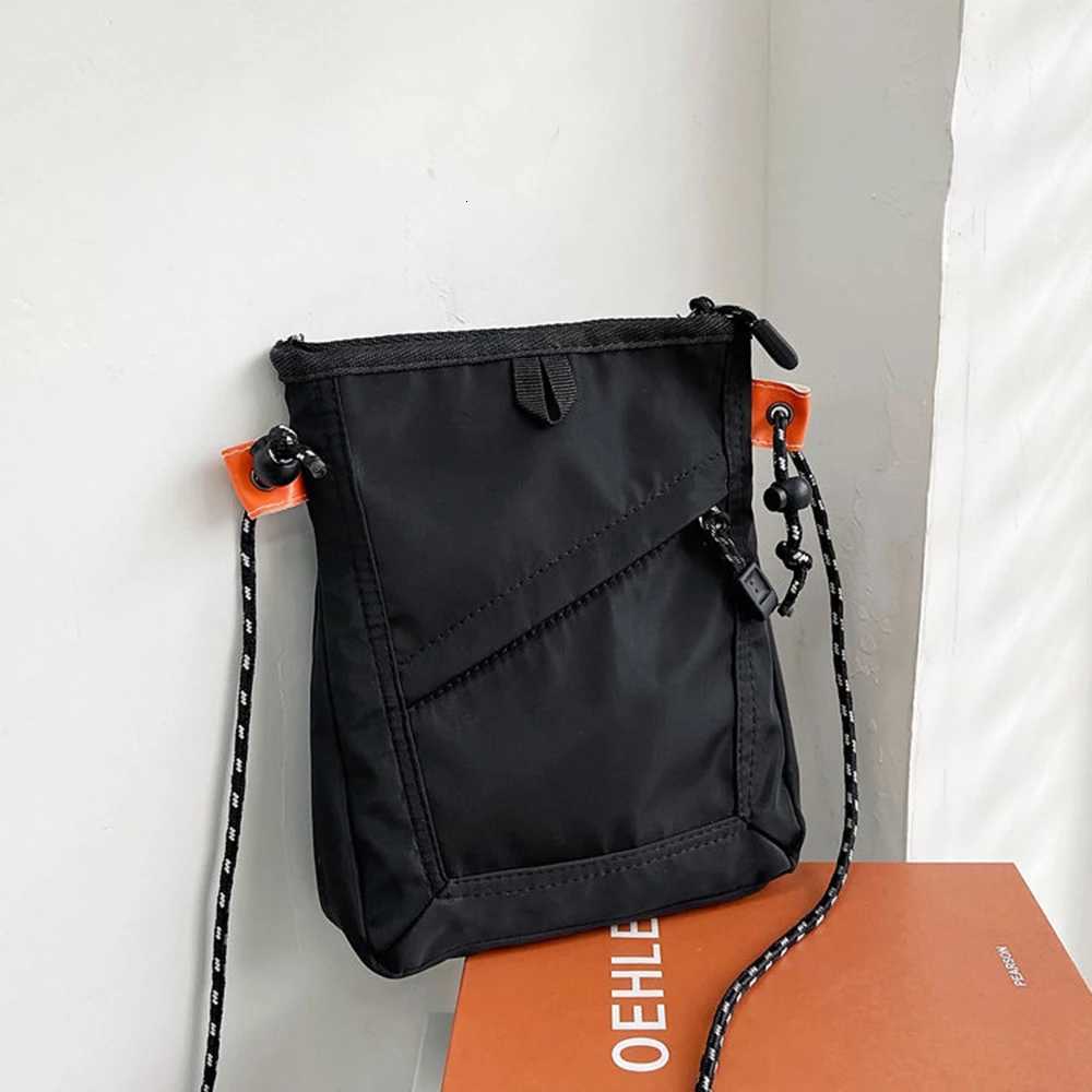 Small Square Crossbody Bag Fashion Mini Waterproof Travel Bag Casual Shoulder Bag Men Women Mobile Phone Bag Crossbody Bag Y250819