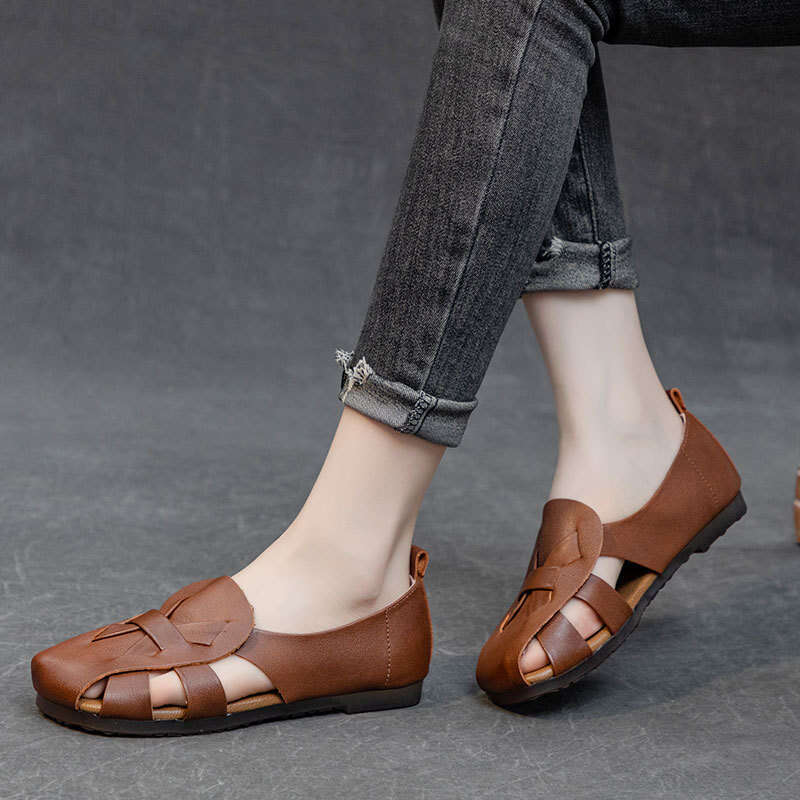 2025 Summer New French Style Woven Closed-Toe for Women, Outdoor Hollow Square-Toe Flat Sandals