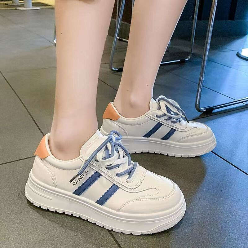 2023 Spring Mesh Breathable White Sneakers for Women New Versatile Sports Casual Dad Shoes Soft Sole Summer Style