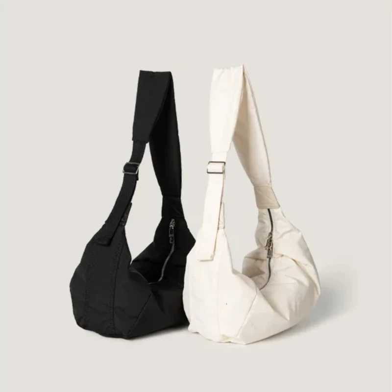 Ins Lightweight Nylon Cloth Shoulder Crossbody Bag for Womens Versatile Commuting Lodging Style Dumpling Bag Y250819