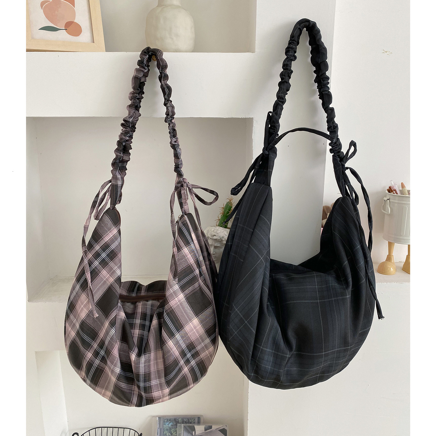 2025 Autumn Korean Style Crossbody Bag Autumn/Winter New Ballet Style Shoulder Bag Underarm Long Stick Bag Large Capacity Women's Crossbody Bag T